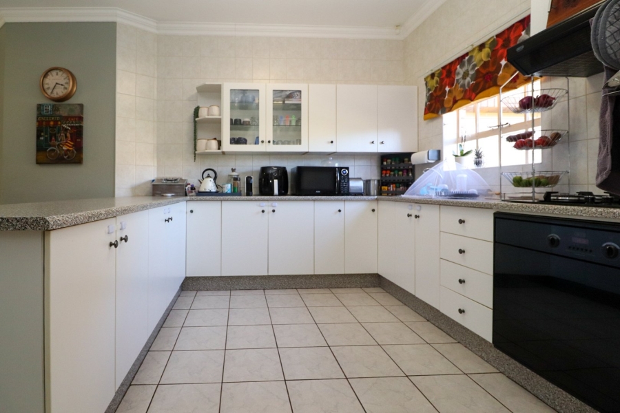 3 Bedroom Property for Sale in Flamwood North West
